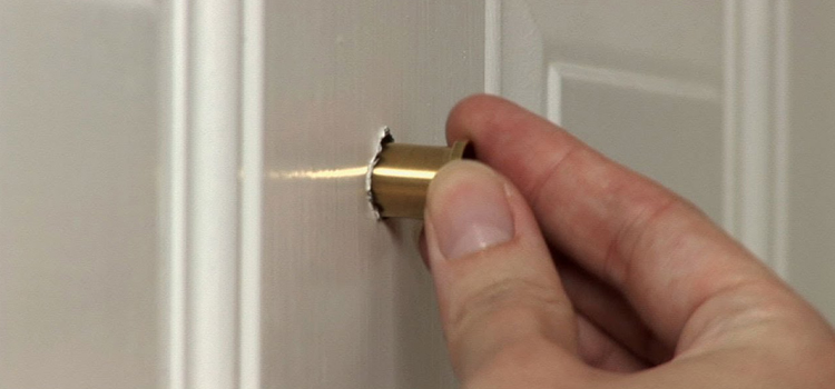 peephole door repair in Alafaya